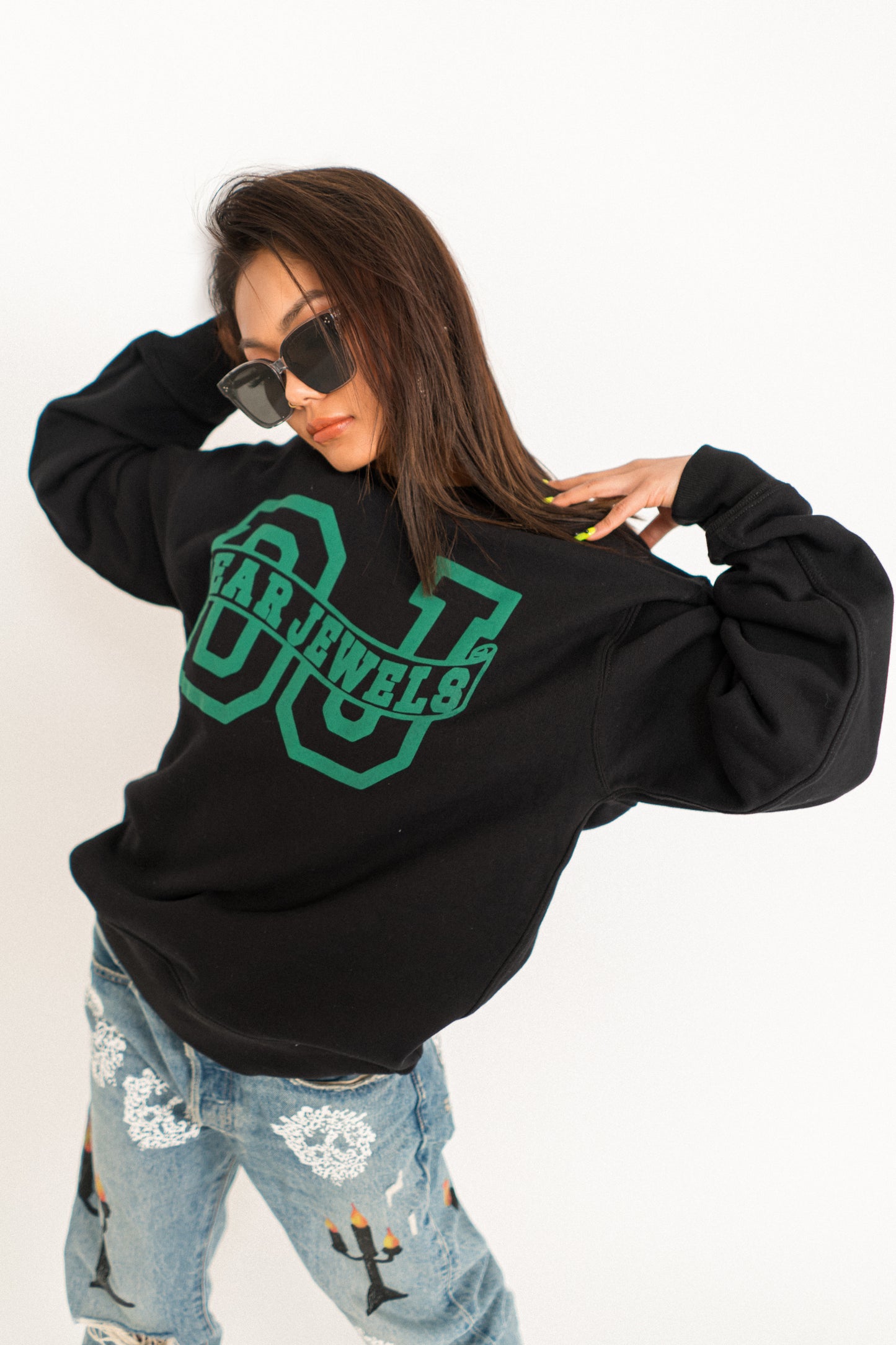 College Sweater -Black